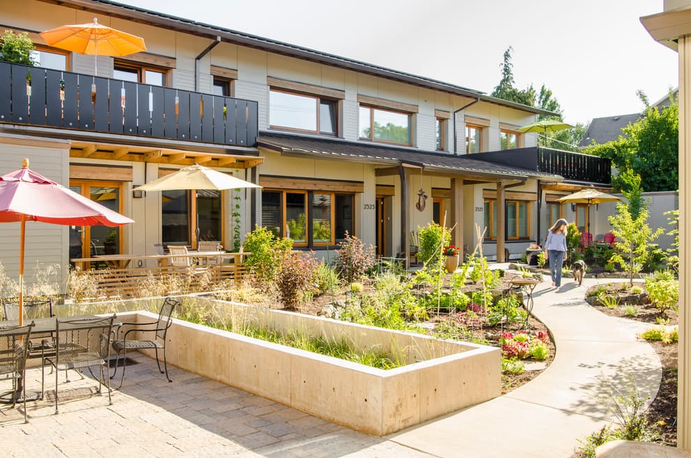Cover image for Ankeny Row: Cohousing for Seasoned Folks in Portland